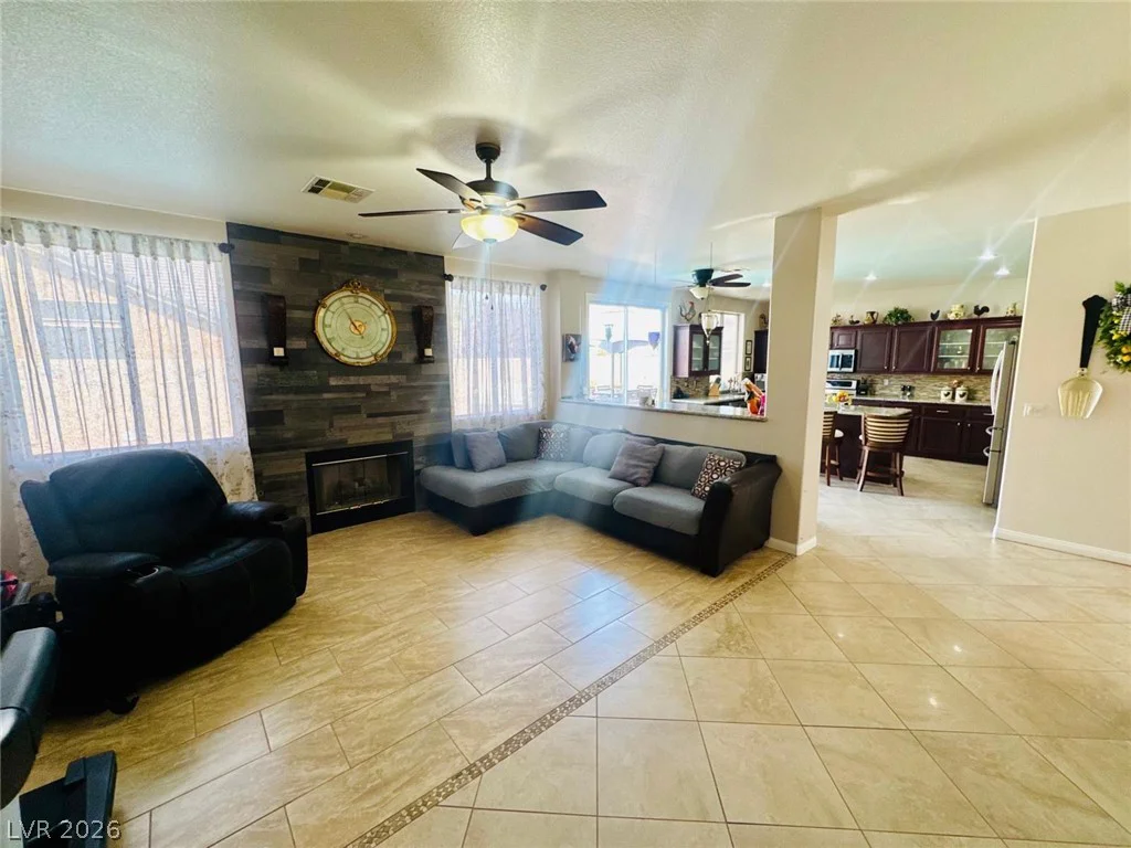 6900 Fruit Flower, Las Vegas, NV 89130