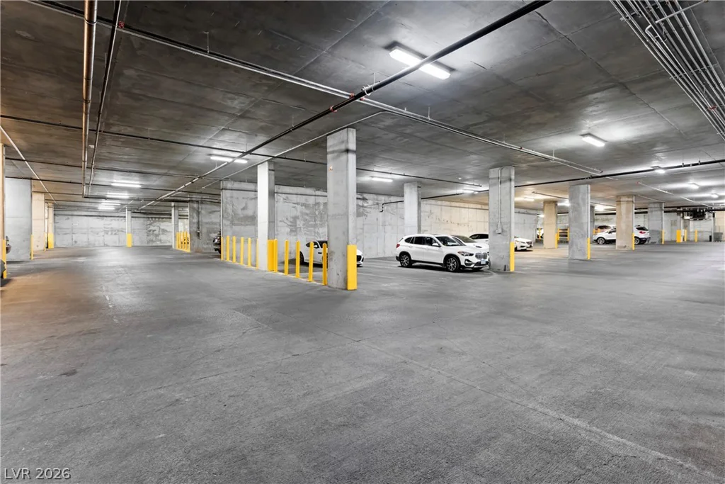353 Bonneville, Las Vegas, NV 89101