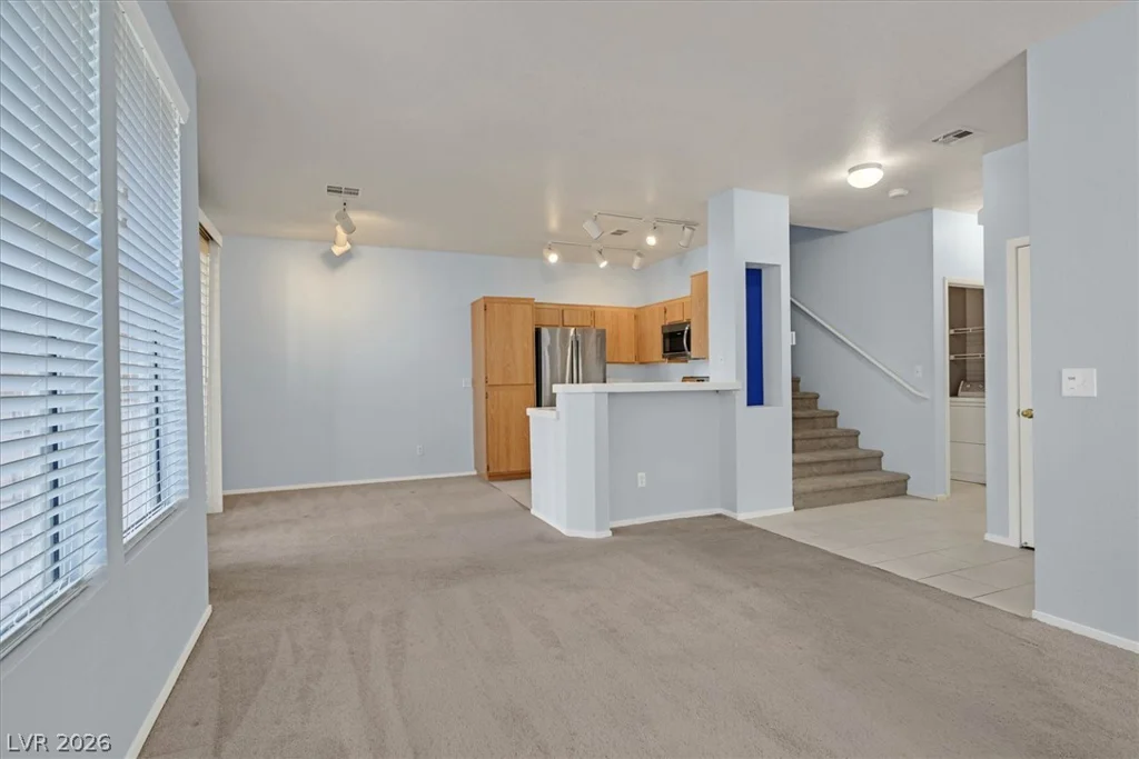 251 Green Valley, Henderson, NV 89012