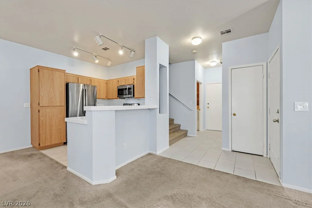 251 Green Valley, Henderson, NV 89012