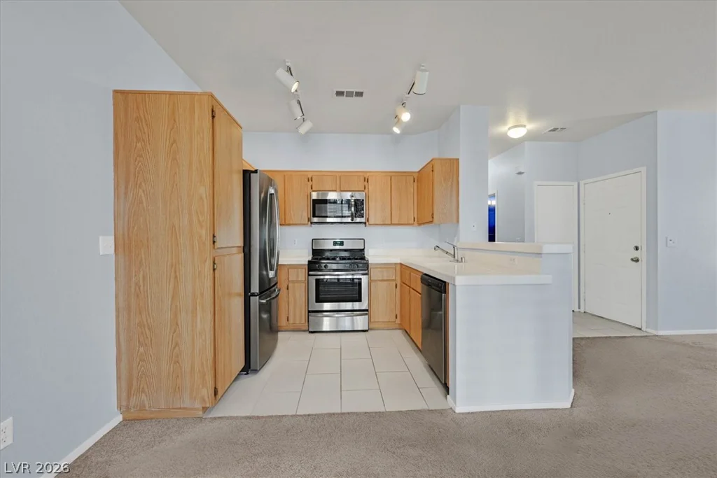 251 Green Valley, Henderson, NV 89012