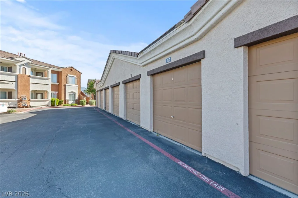 9303 Gilcrease, Las Vegas, NV 89149