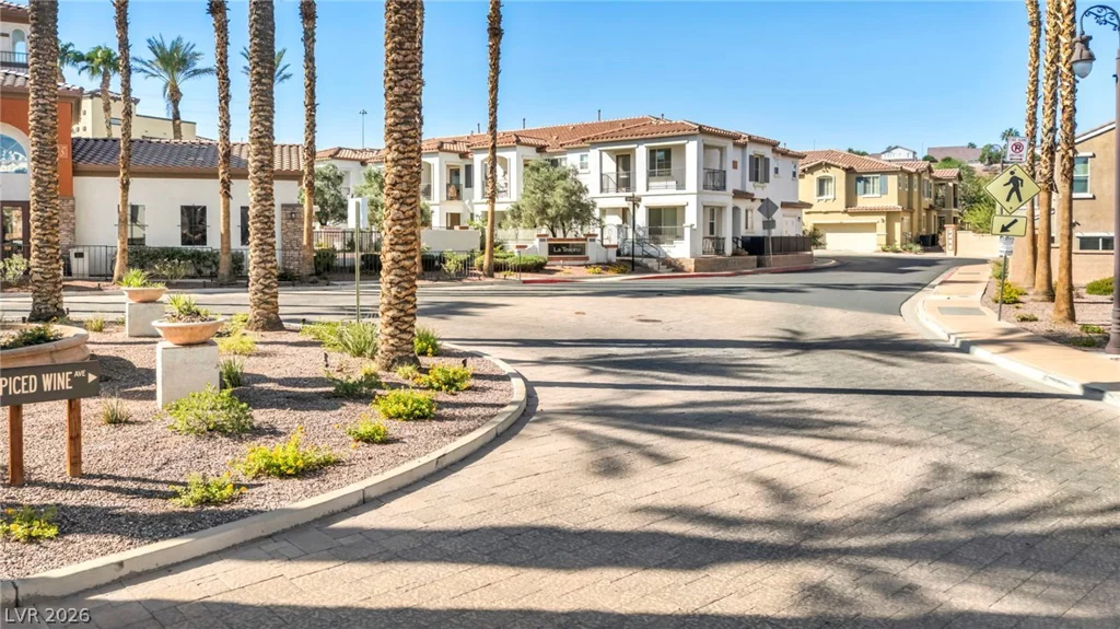 1525 Spiced Wine, Henderson, NV 89074