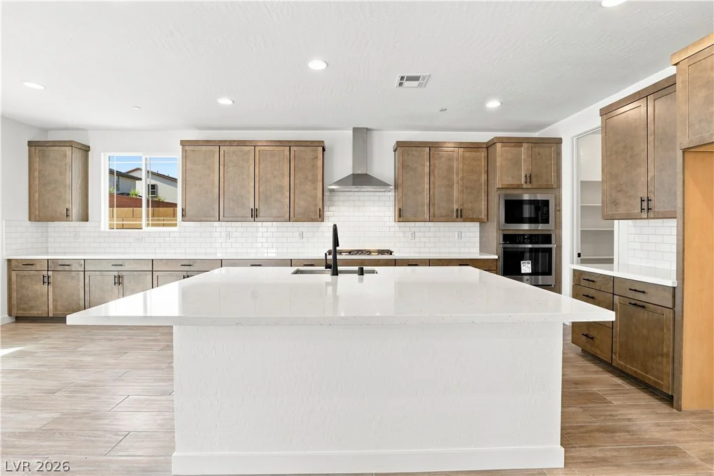 27 Fairdale, Henderson, NV 89011