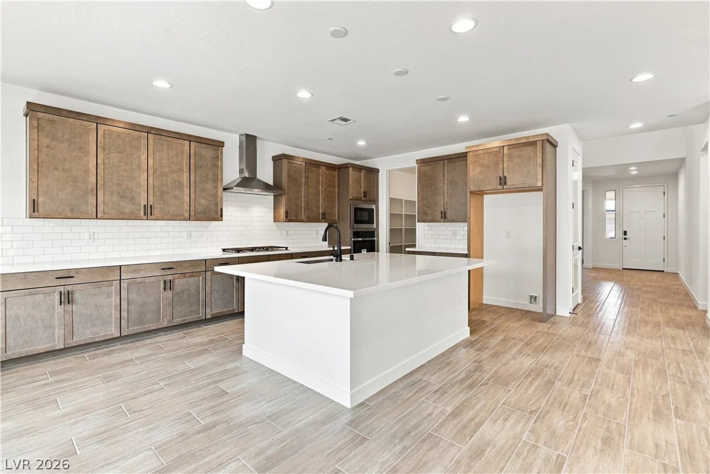 27 Fairdale, Henderson, NV 89011