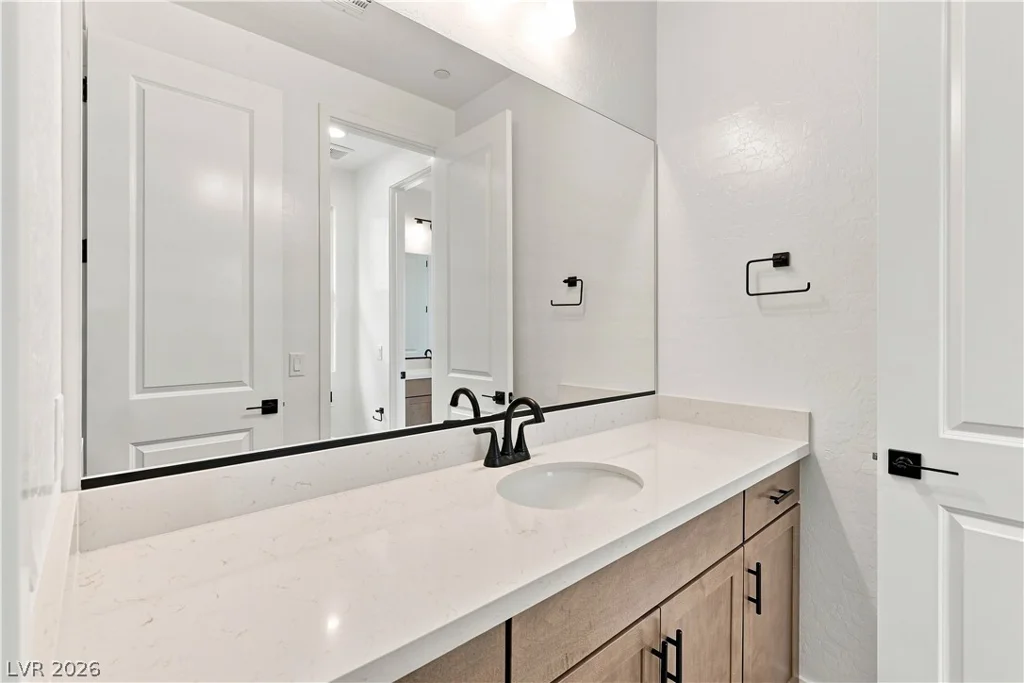27 Fairdale, Henderson, NV 89011