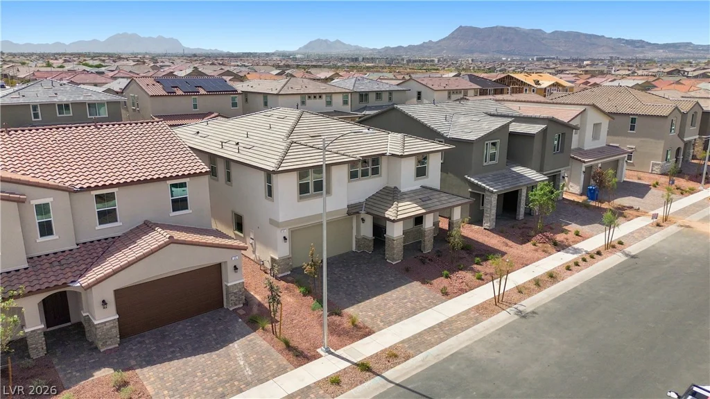 27 Fairdale, Henderson, NV 89011