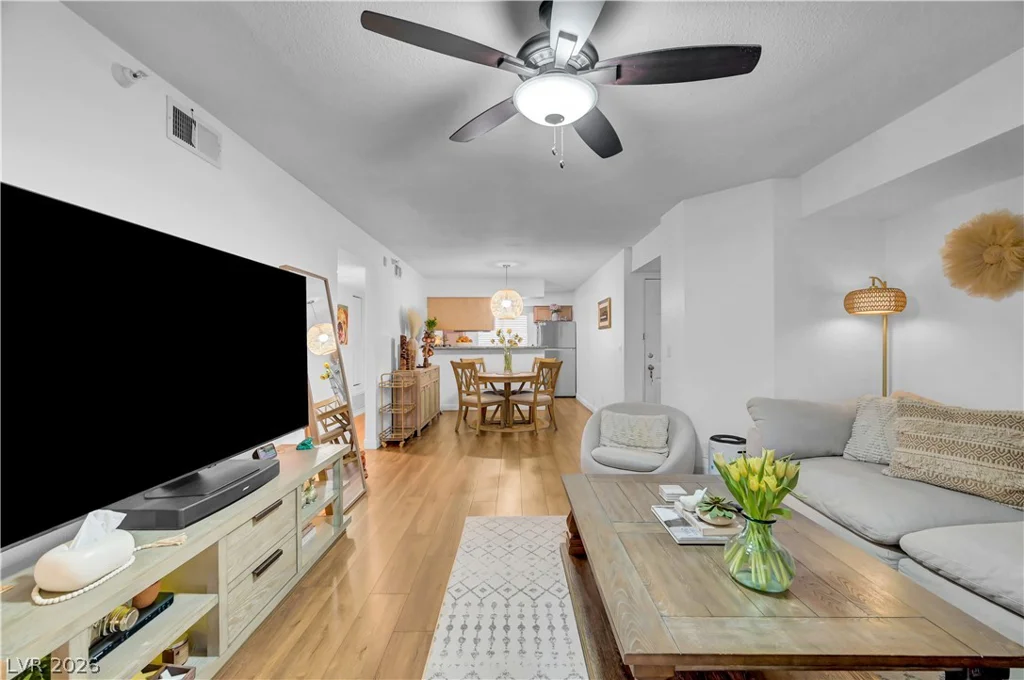 2750 Durango, Las Vegas, NV 89117