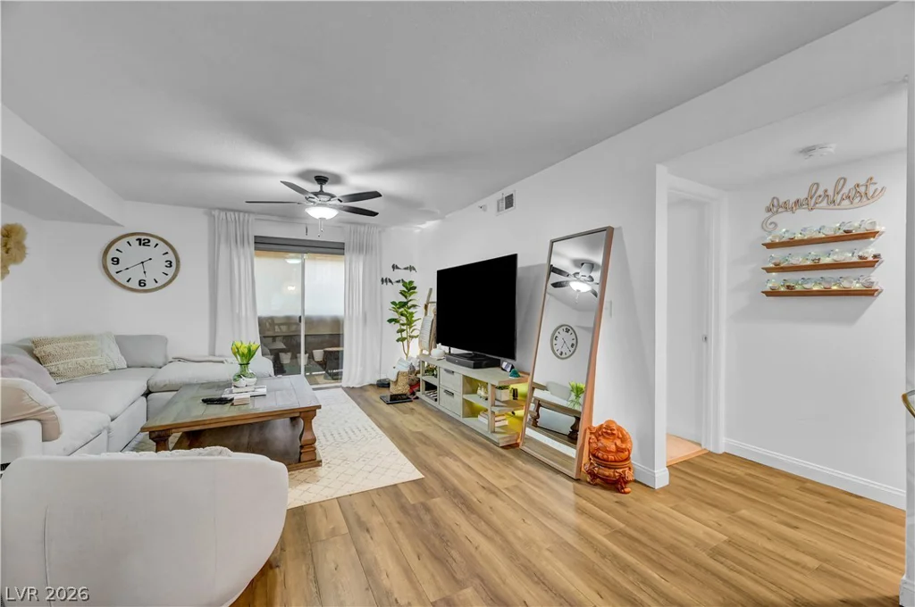 2750 Durango, Las Vegas, NV 89117