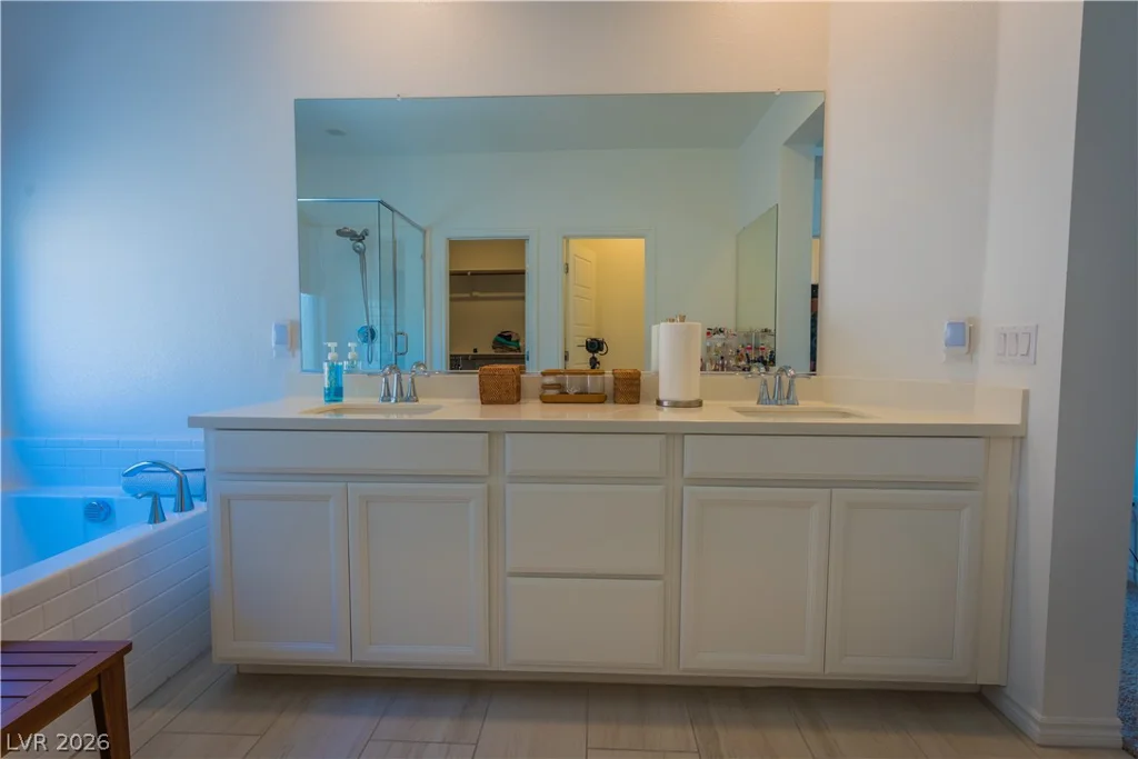 6729 Drapemaster, Las Vegas, NV 89156