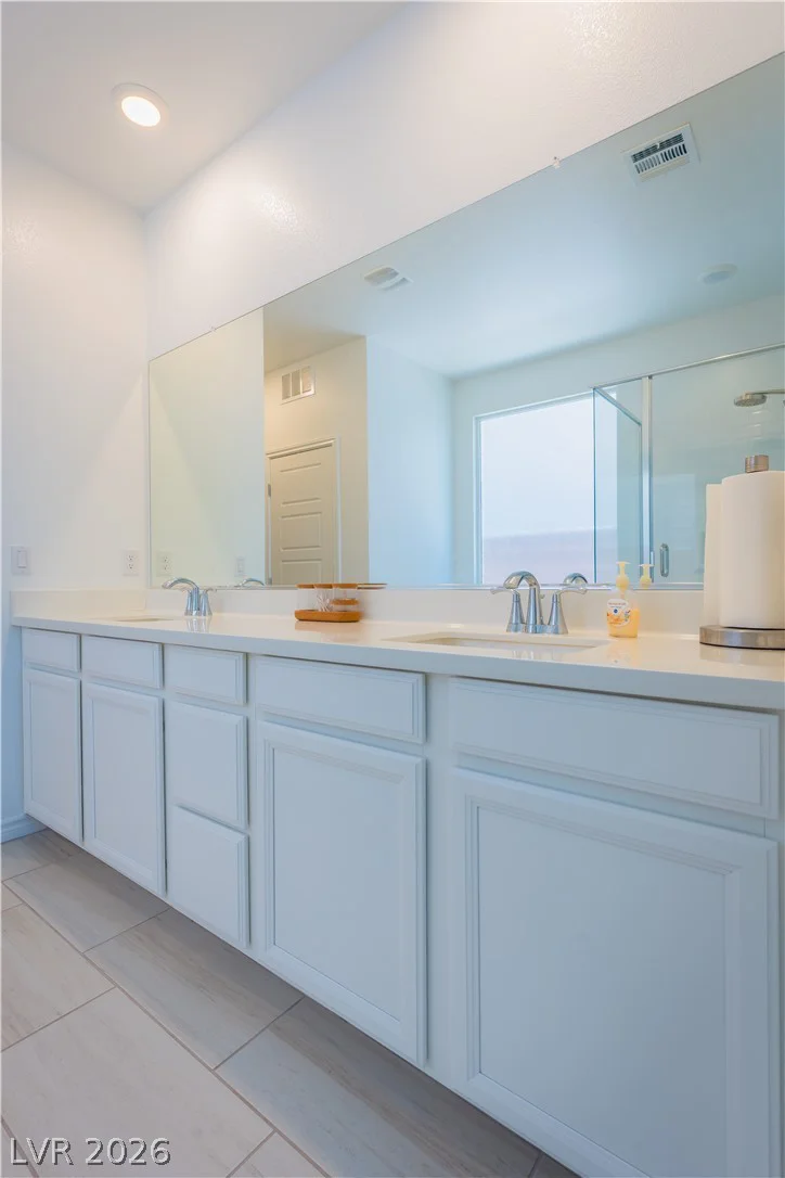 6729 Drapemaster, Las Vegas, NV 89156