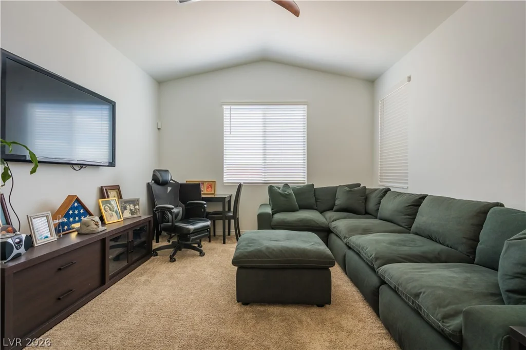 6729 Drapemaster, Las Vegas, NV 89156