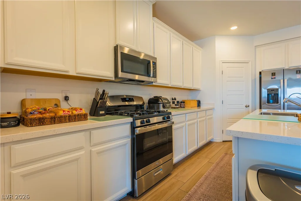 6729 Drapemaster, Las Vegas, NV 89156
