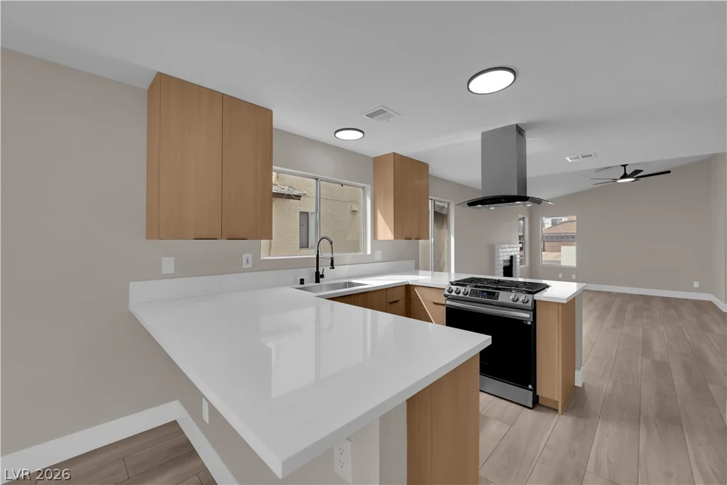 522 Tabony, Henderson, NV 89011
