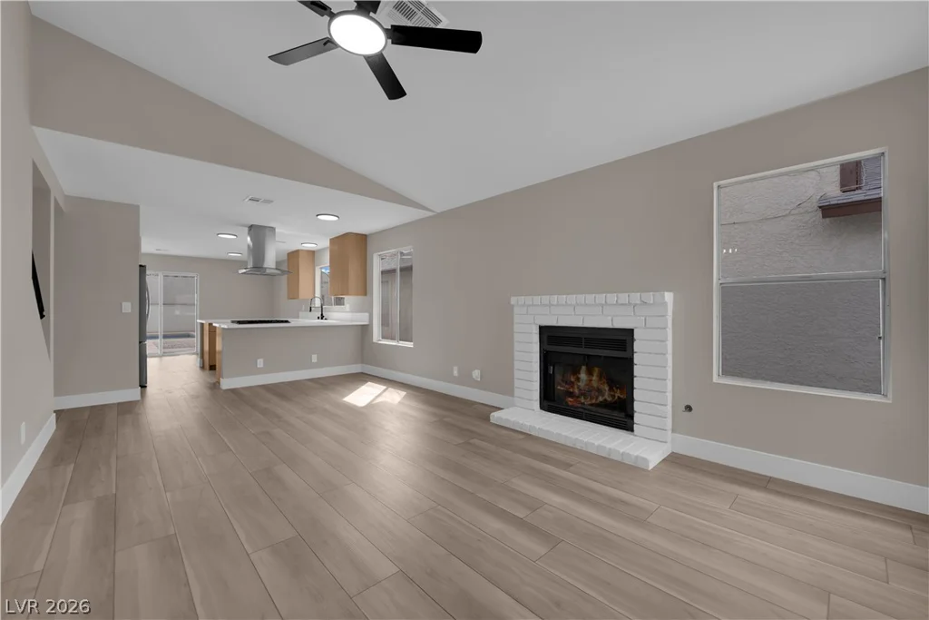 522 Tabony, Henderson, NV 89011
