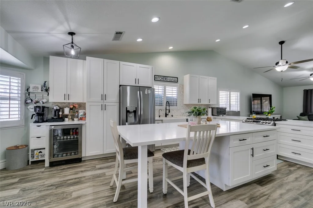 5109 Wildroot, Las Vegas, NV 89130
