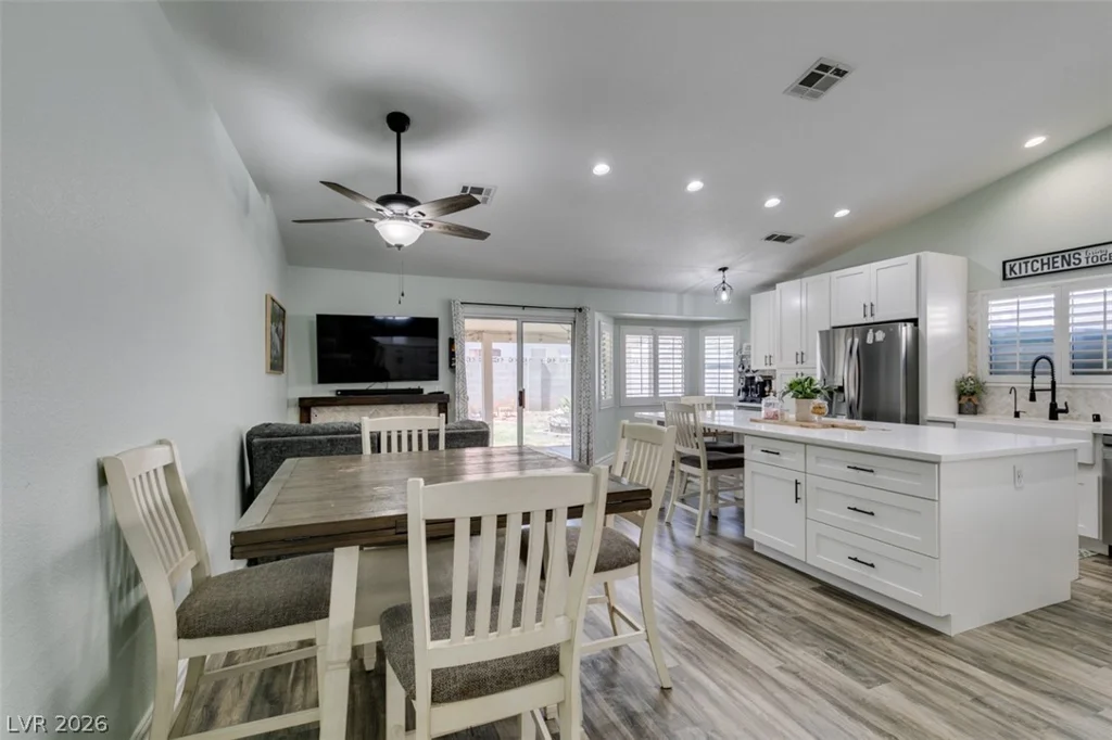5109 Wildroot, Las Vegas, NV 89130