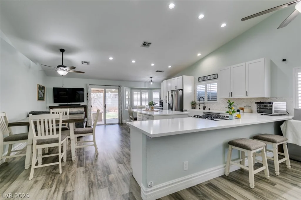 5109 Wildroot, Las Vegas, NV 89130