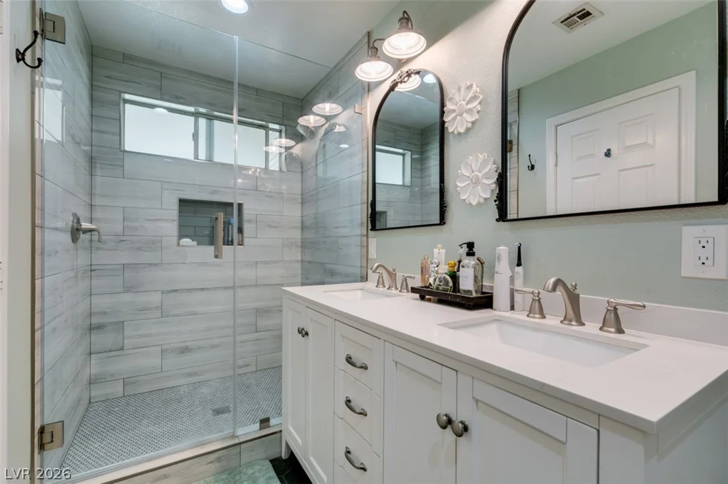 5109 Wildroot, Las Vegas, NV 89130
