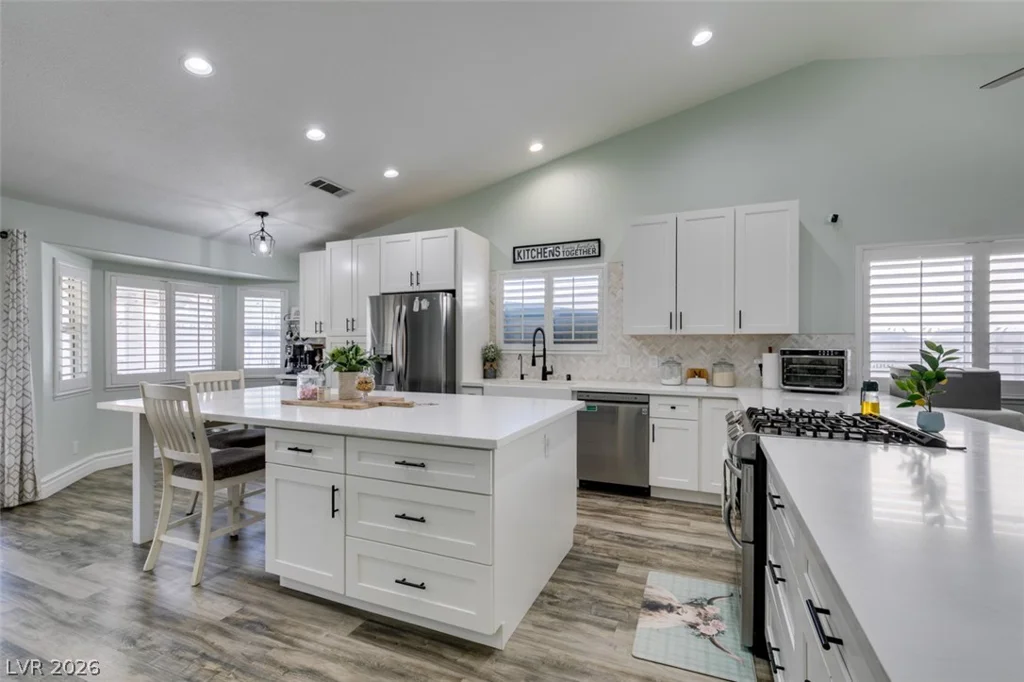 5109 Wildroot, Las Vegas, NV 89130