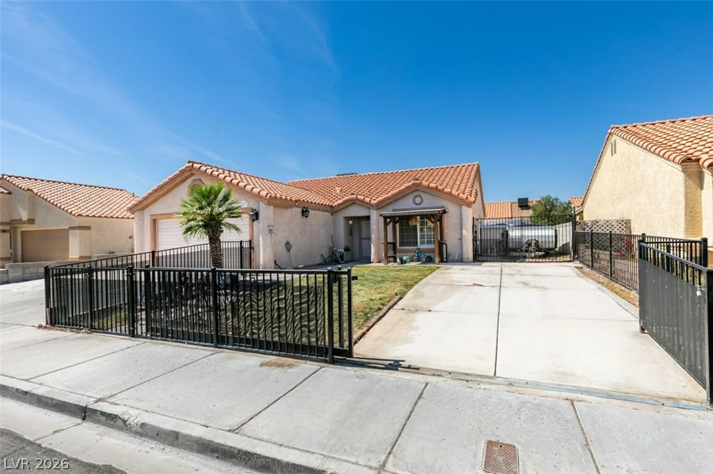 5109 Wildroot, Las Vegas, NV 89130
