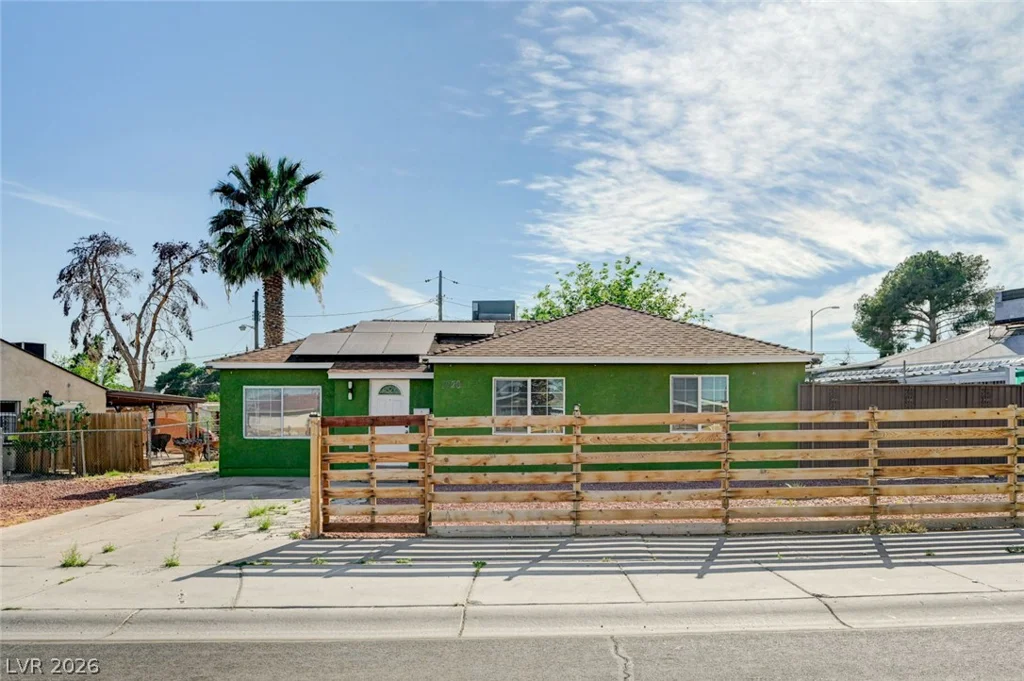1720 Carson, Las Vegas, NV 89101