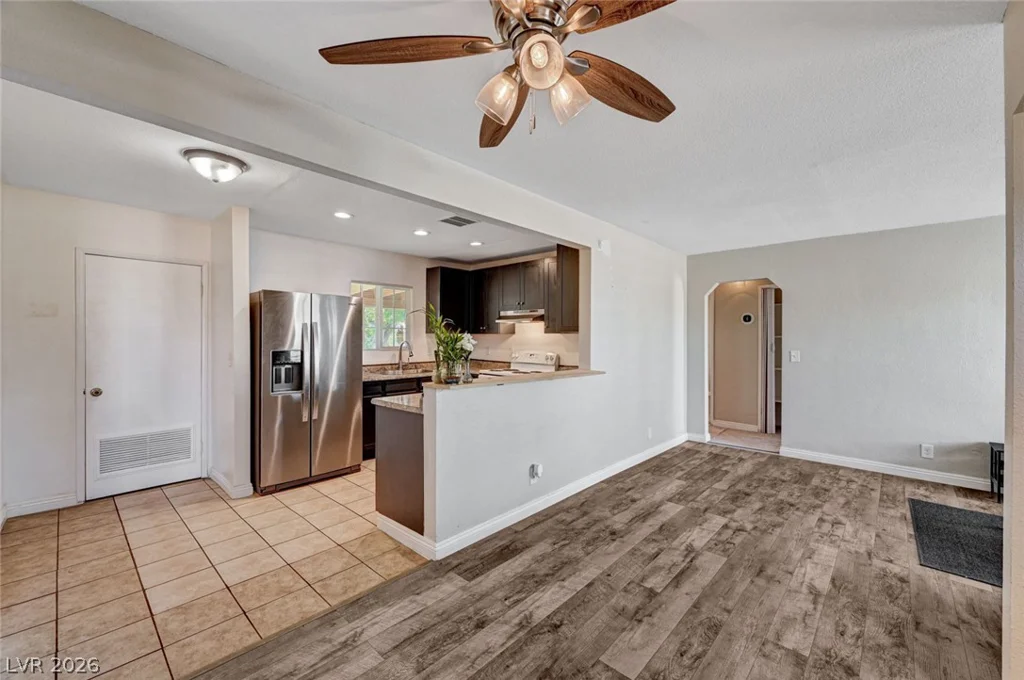 1720 Carson, Las Vegas, NV 89101