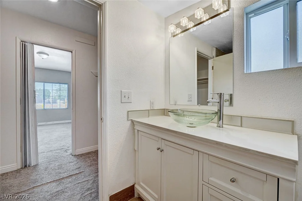 1720 Carson, Las Vegas, NV 89101