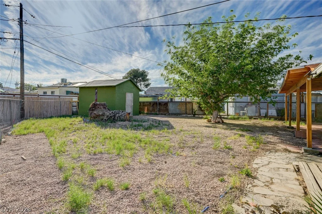 1720 Carson, Las Vegas, NV 89101
