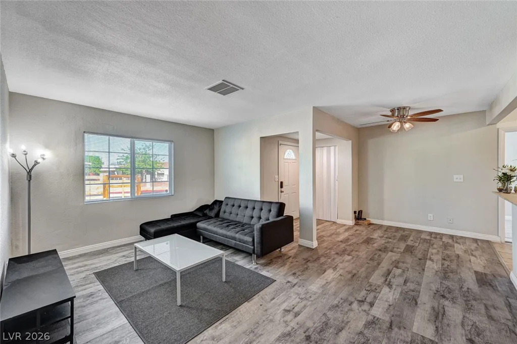 1720 Carson, Las Vegas, NV 89101