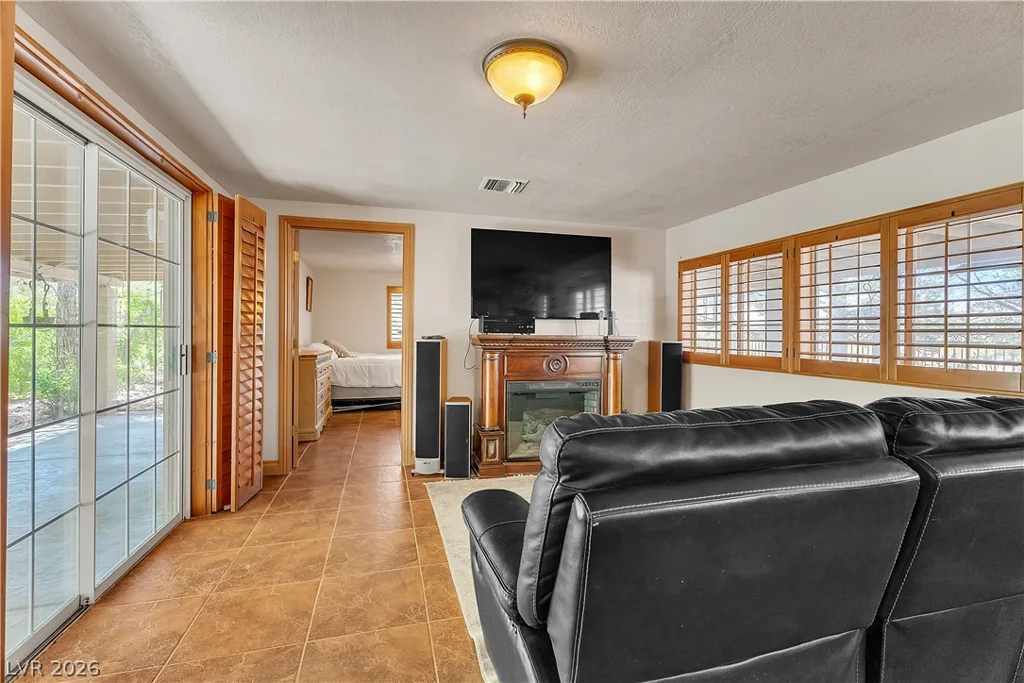 12575 Wigwam, Las Vegas, NV 89161