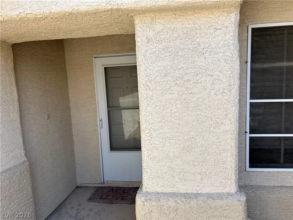 4934 Hunters Run, North Las Vegas, NV 89031