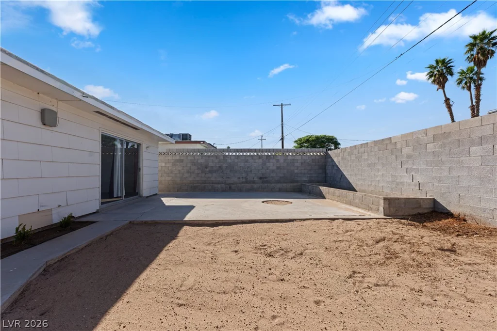 6208 Cromwell, Las Vegas, NV 89107