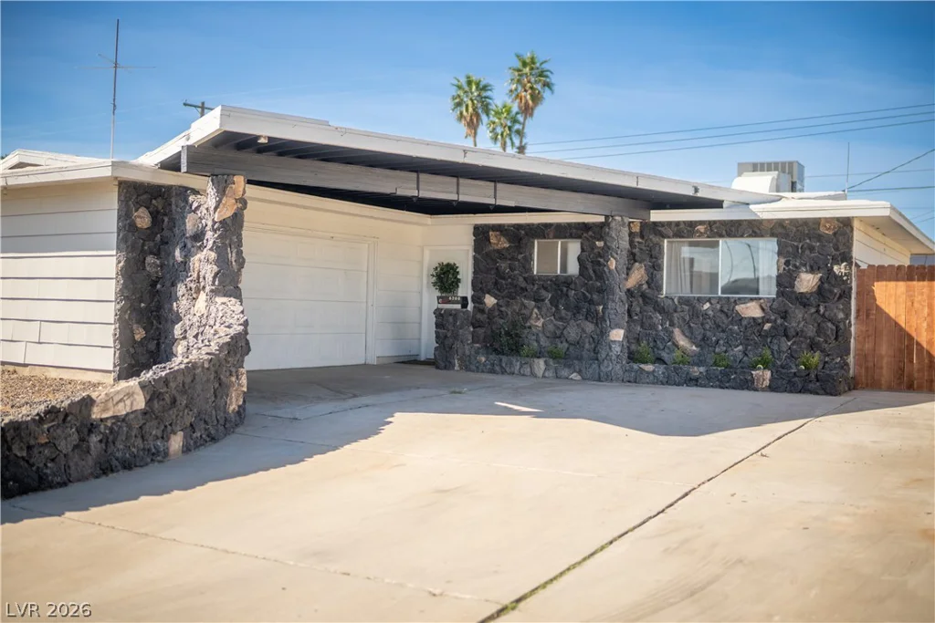 6208 Cromwell, Las Vegas, NV 89107