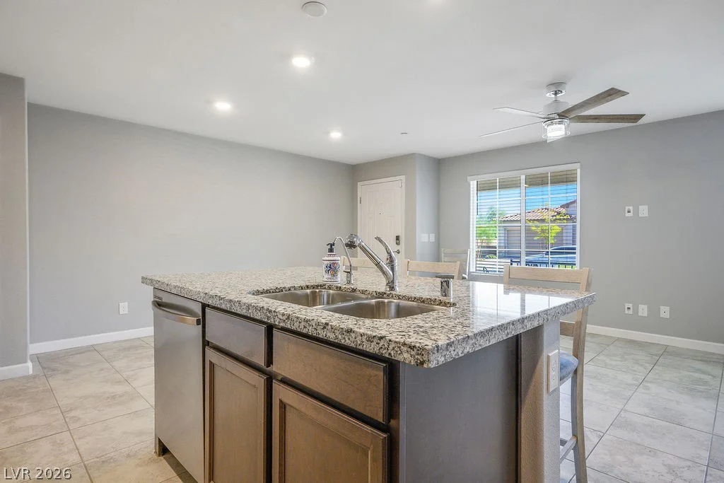 719 Omaggio, Henderson, NV 89011