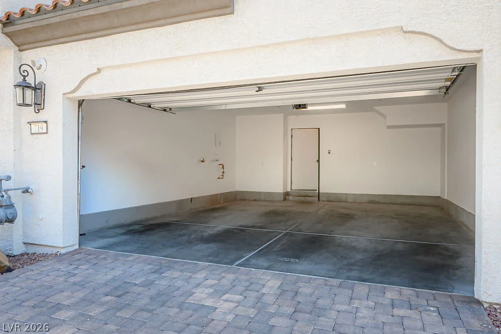 719 Omaggio, Henderson, NV 89011