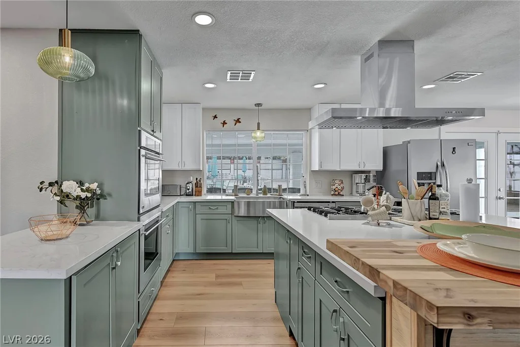 1400 Maria Elena, Las Vegas, NV 89104