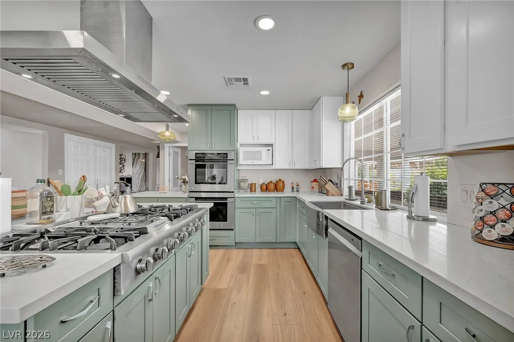 1400 Maria Elena, Las Vegas, NV 89104