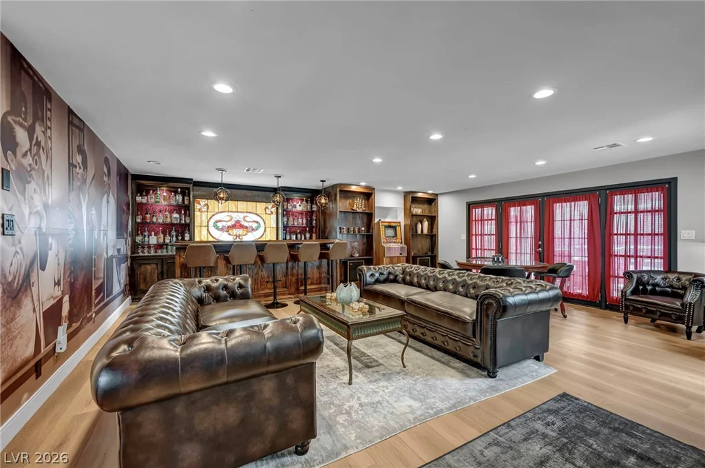 1400 Maria Elena, Las Vegas, NV 89104