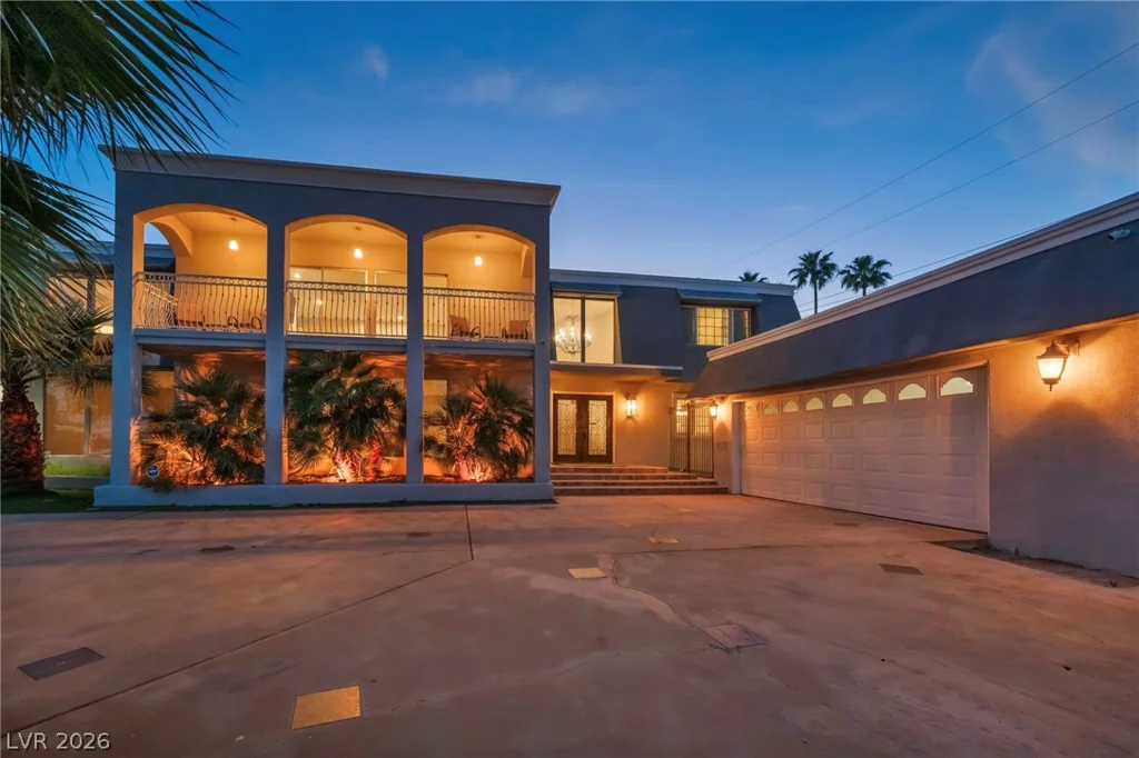 1400 Maria Elena, Las Vegas, NV 89104