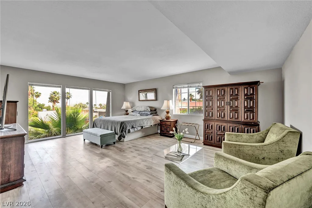 1400 Maria Elena, Las Vegas, NV 89104
