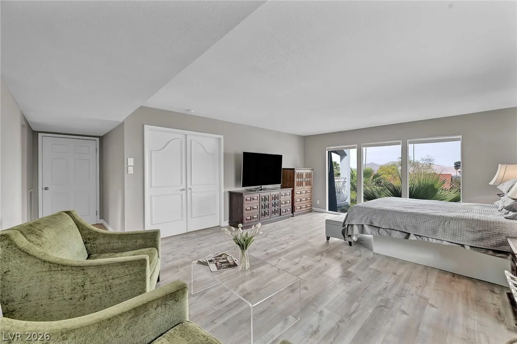 1400 Maria Elena, Las Vegas, NV 89104
