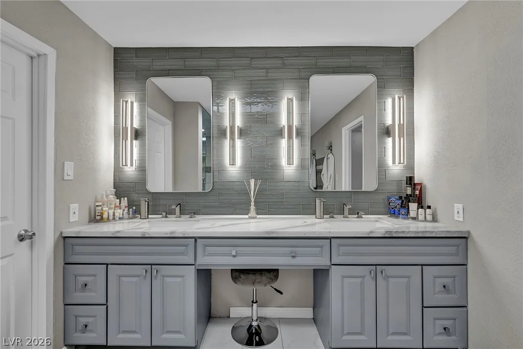 1400 Maria Elena, Las Vegas, NV 89104