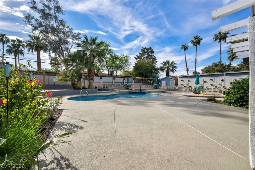 1400 Maria Elena, Las Vegas, NV 89104