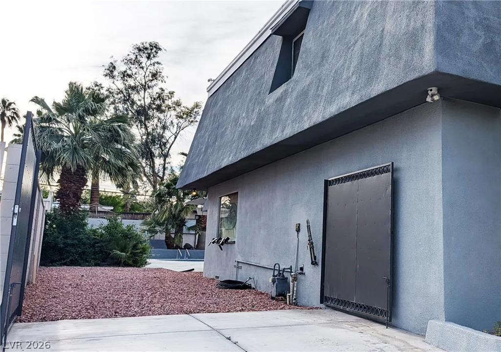 1400 Maria Elena, Las Vegas, NV 89104