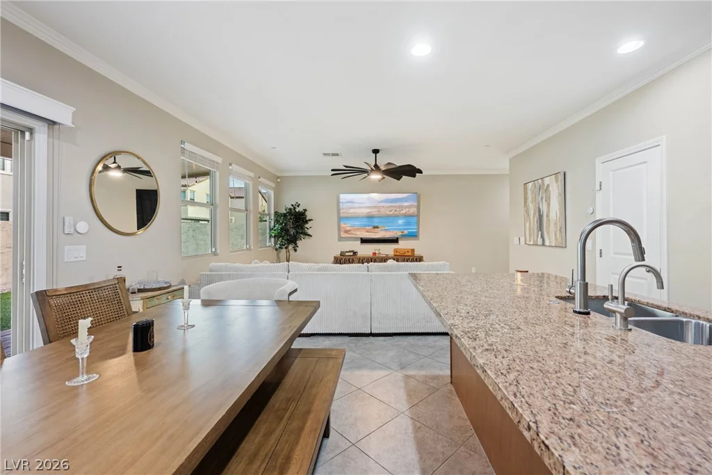 1136 Strada Pecei, Henderson, NV 89011