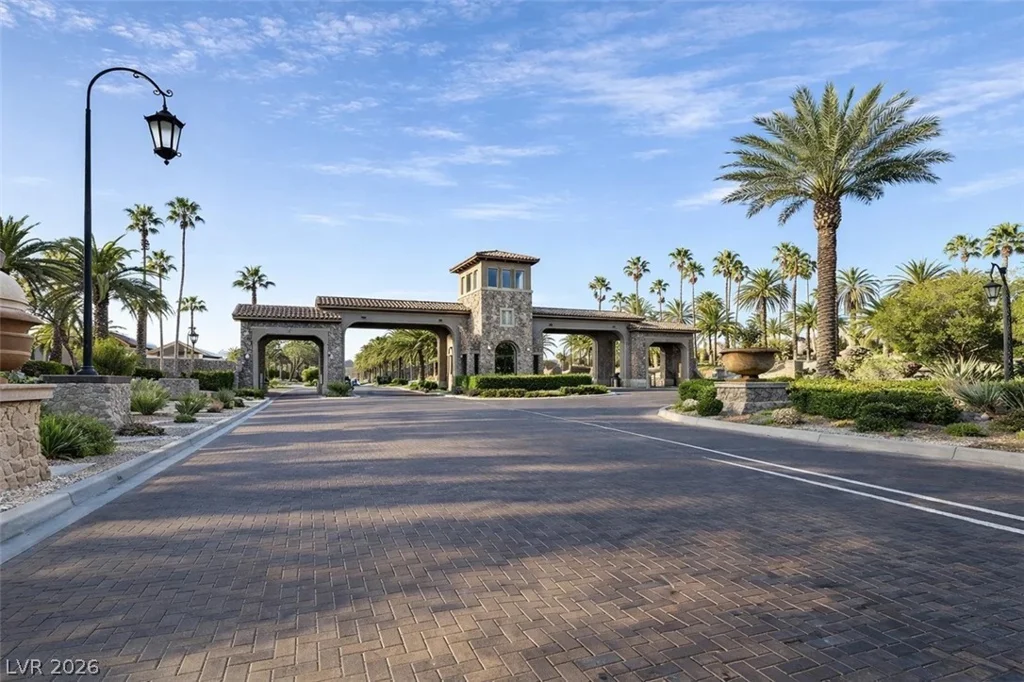1136 Strada Pecei, Henderson, NV 89011