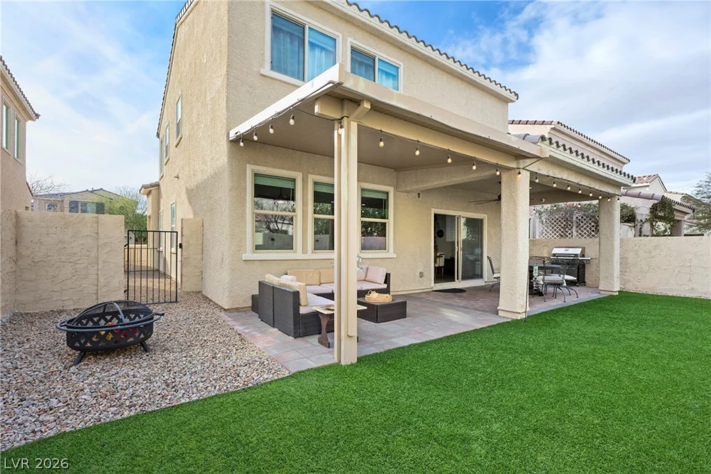 1136 Strada Pecei, Henderson, NV 89011