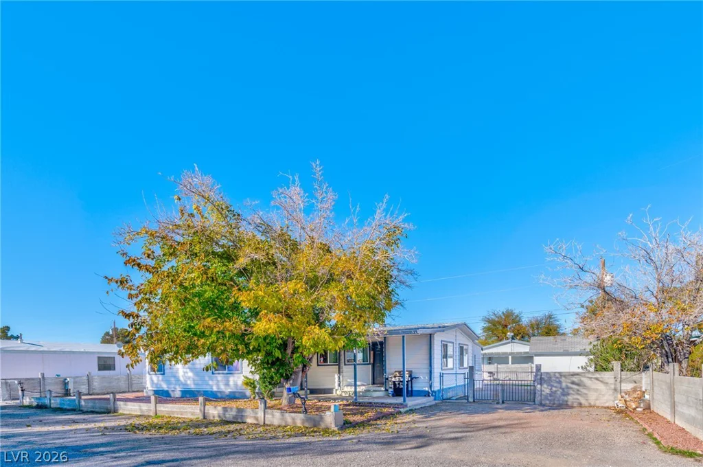 80 Vegas Valley, Pahrump, NV 89048
