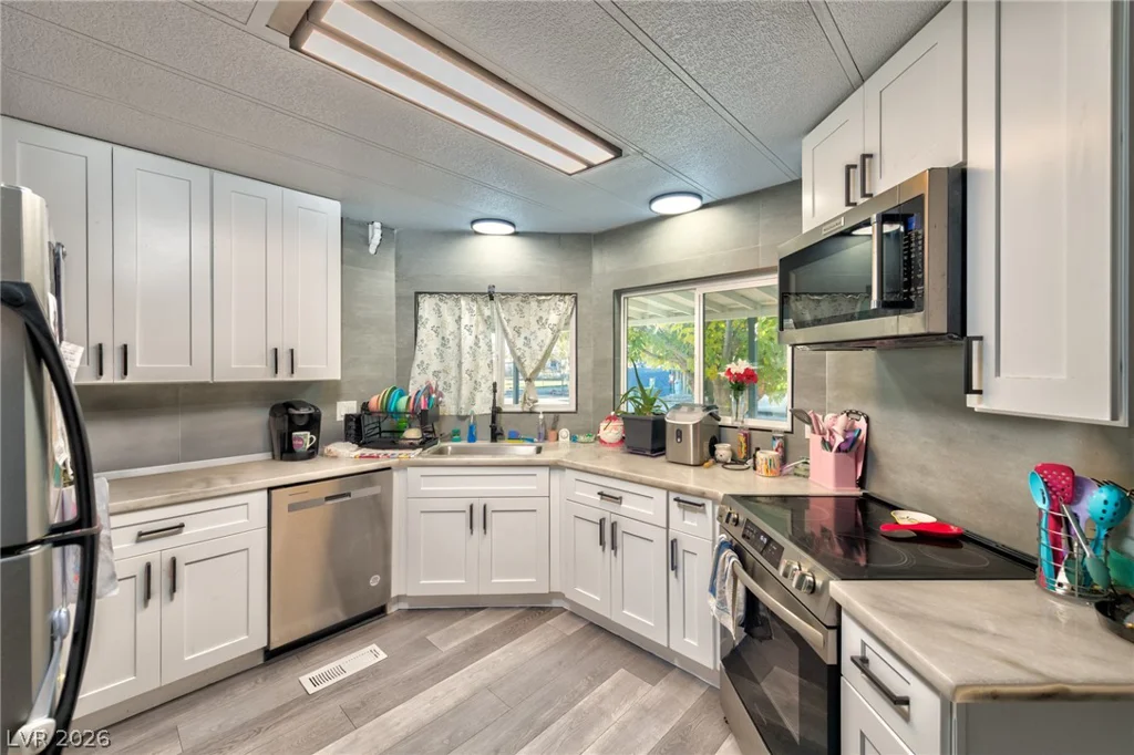 80 Vegas Valley, Pahrump, NV 89048